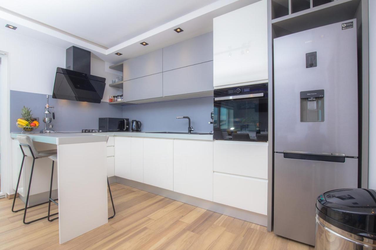 Apartment Gallery Primošten Eksteriør billede